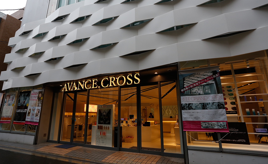 AVANCE．CROSSent心斎橋店