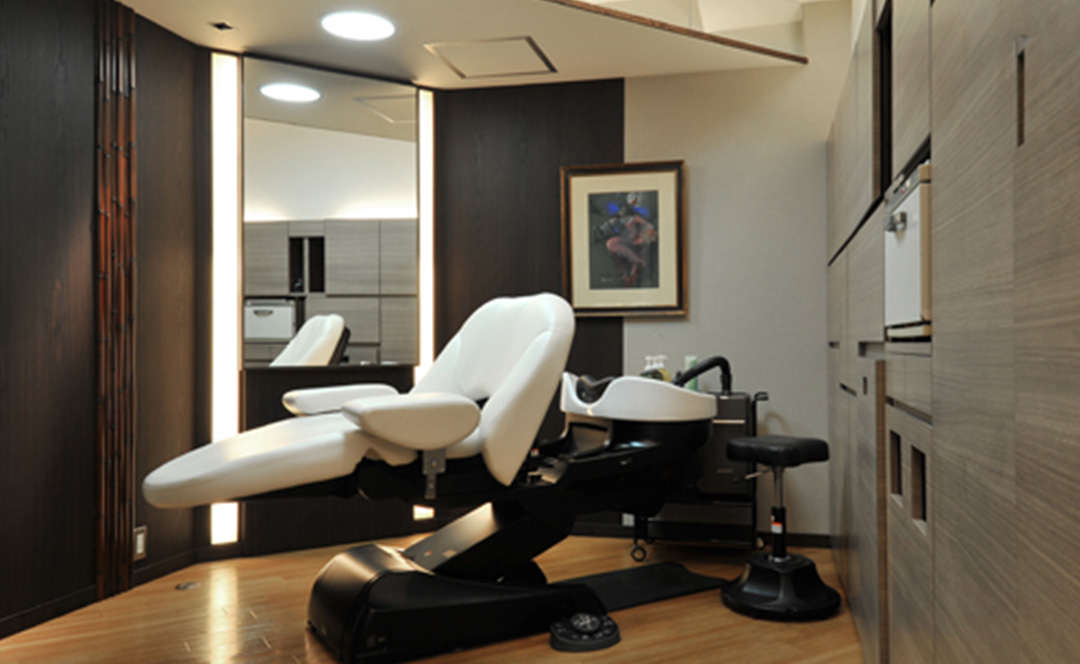 Hair Salon ONO 艶出専科本店