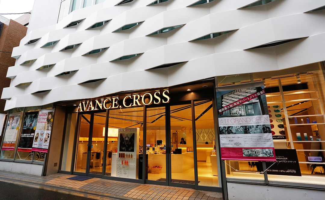 AVANCE．CROSSent心斎橋店