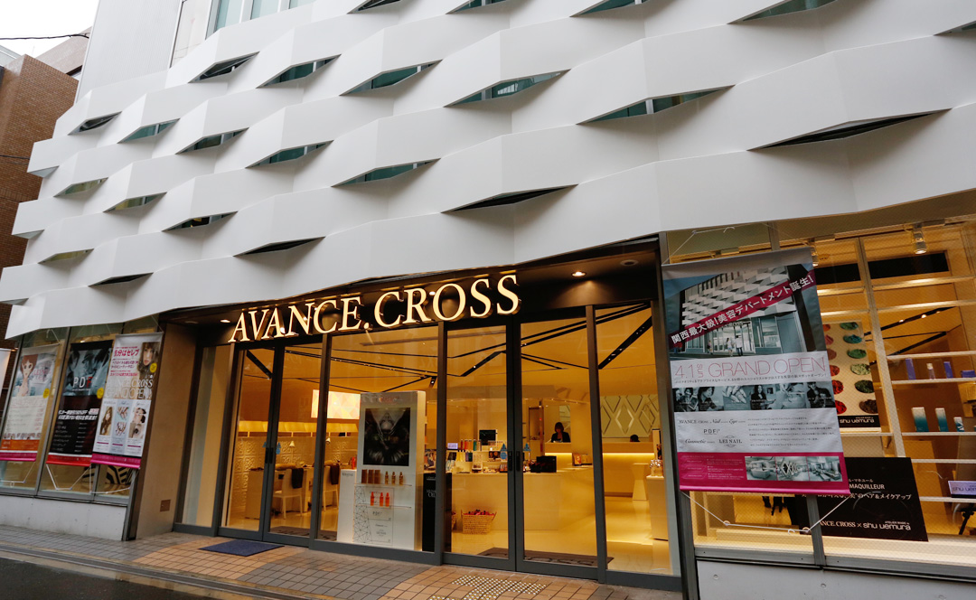 AVANCE．CROSSent心斎橋店