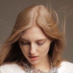 1日だけ髪に色をつけられるカラーワックスとは