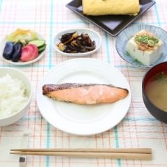 ダイエットだけじゃない！断食が髪に良い理由