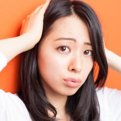 秋は抜け毛が増える？！原因と対処法