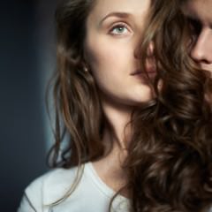 頭皮の臭いはどこからくるの？原因とニオイを抑える対処法を解説します！
