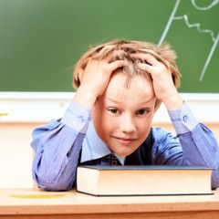 女性の髪のボリュームが減る理由とは？