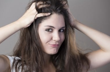 髪に刺激を与える健康法