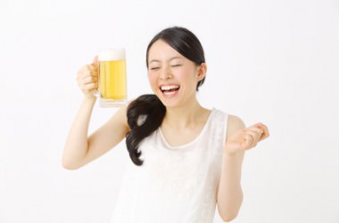 ビールで髪を洗うと健康に？