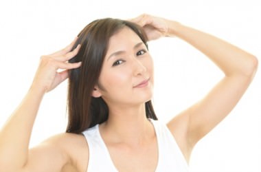 抜け毛予防に効果のある頭皮のツボ　ヘアケア講座　頭皮ケア（スカルプケア）