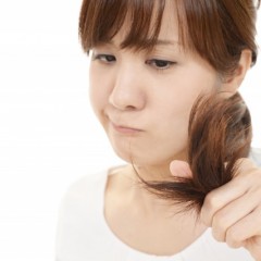 急に抜け毛が増えたときの対処法