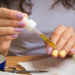 ヘアオイルの種類や効果、正しい使い方