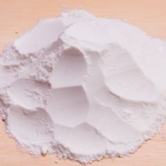 年齢によって皮脂の量は変化する？年齢による頭皮の変化と起こり得るトラブルとは