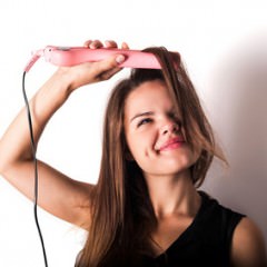 ヘアアイロンでのやけどの防止方法