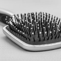 ヘアブラシの種類や正しい使い方