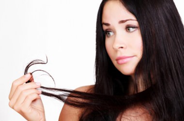 なぜかこぶ結びになってしまう髪の原因と対処法