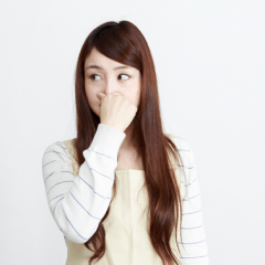 頭皮が臭う男性の特徴とは？原因と対処法を解説します！