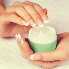 普段の分け目から自然に変える方法