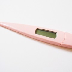 男女ともに共通する抜け毛や薄毛の原因とは