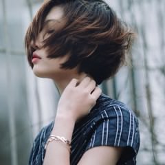 雨の日に髪がまとまらない原因は？オススメのヘアケア方法もご紹介！