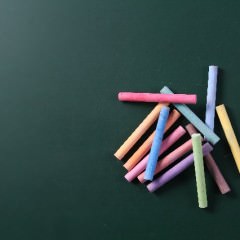 パサつくのはなぜ？静電気と髪の毛の関係性