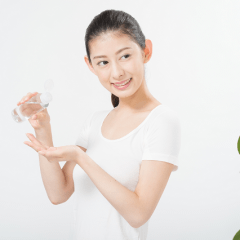 頭が臭う！それは間違ったヘアケア方法が原因！正しい対処法とは？