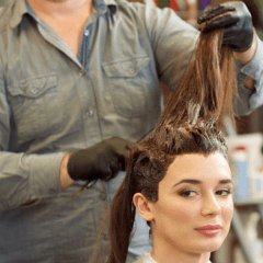 髪を傷めないヘアカラー「マニックパニック」ってなに？