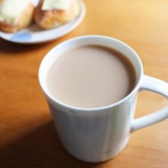 冷たい飲み物が髪に悪いのはなぜ？