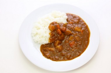 インド人の髪がフサフサなのはカレーの育毛効果があるからなの？