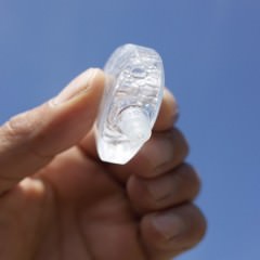左右で髪の量が違うときの育毛法