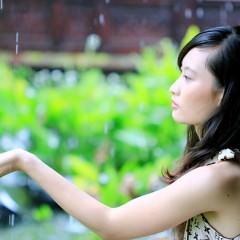 パサつくのはなぜ？静電気と髪の毛の関係性