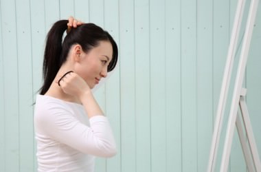 ヘアアレンジをし過ぎると髪が傷む？