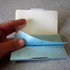 乾燥が引き起こす頭皮のベタつき