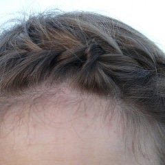 オリーブオイルを使ったヘアケアとは？効果や具体的な方法をご紹介！