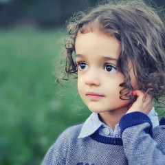 理想の巻き髪を作るにはどの太さのヘアアイロンがいい？