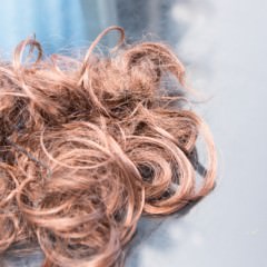 ヘアループとエクステの違いとは？それぞれのメリットとデメリットを徹底解剖！