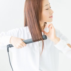 手ぐしでふんわりヘアアレンジって案外難しい・・・そんな時はルーズ感を出す「ざっくり手ぐしコーム」