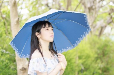 髪や頭皮が雨に濡れるとどういう影響がある？　ヘアケア講座　頭皮ケア（スカルプケア）