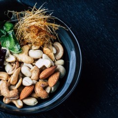 おやつで美髪に！小腹がすいたときにオススメの髪と頭皮に良い食べ物