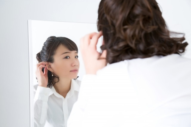 髪の抜け毛の量が多すぎる場合の対処法 知らなきゃ損 正しいヘアケア講座