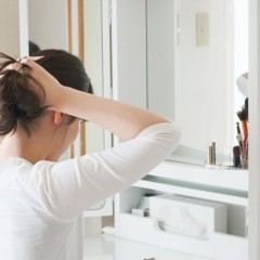雨で髪が崩れた時のヘアセット方法