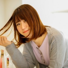 今っぽいウェットヘアにするにはバーム？それともオイル？ウェット仕上げにするスタイリング方法をご紹介！