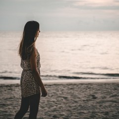前髪分け目が印象を左右する？！