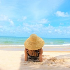 夏の髪トラブルは秋まで続く！？夏のうちにできる対策法