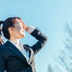 市販のカラーリング剤と美容院のカラー剤って何が違う？
