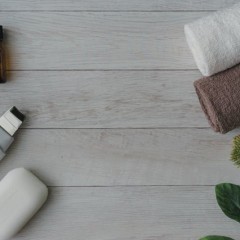 カラー用シャンプーを使うと色落ちを抑えられるのはなぜ？