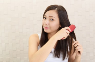 効果ばつぐん！シャンプー前のヘアブラシで毎日のお風呂を快適に！