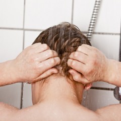 薬の副作用によって髪が抜ける理由
