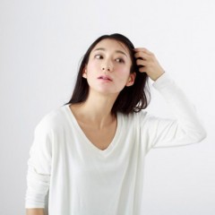 思春期にニキビが多かった人は薄毛のリスクあり？