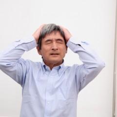 若白髪になってしまう人の特徴や原因とは？若白髪を防ぐ方法はある？