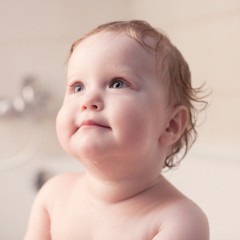 妊娠すると白髪が増える？