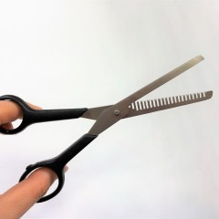 ヘアフレグランスの上手な匂わせ方